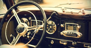 5 Ways to Stay Safe Behind the Wheel