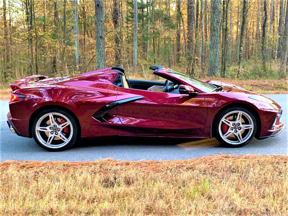 Chevrolet Corvette Stingray profile