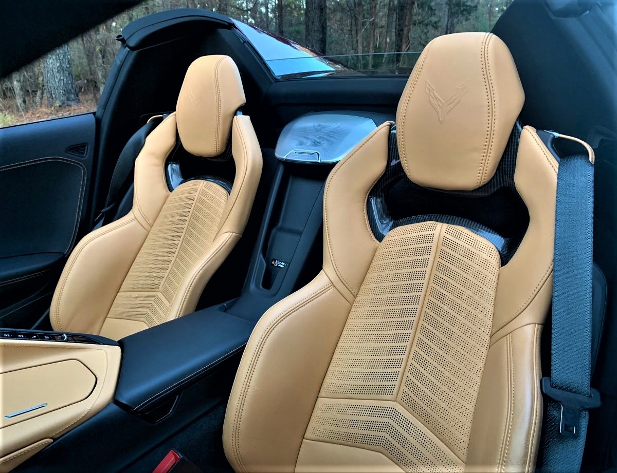 Chevrolet Corvette Stingray seats