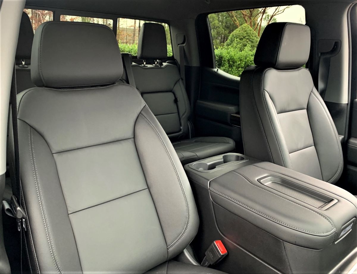 2021 Chevrolet Silverado seats