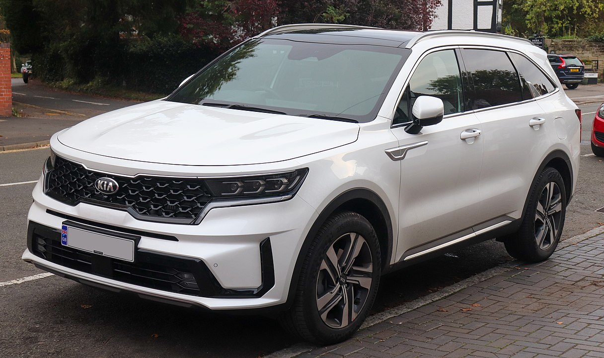 The fourth-generation Kia Sorento