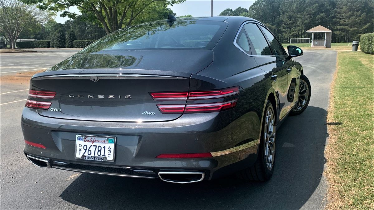 2021 Genesis G80 rear fascia