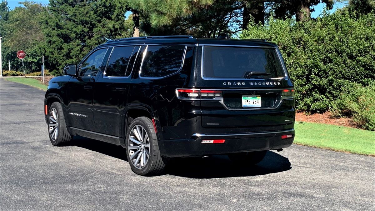 2022 Jeep Grand Wagoneer rear