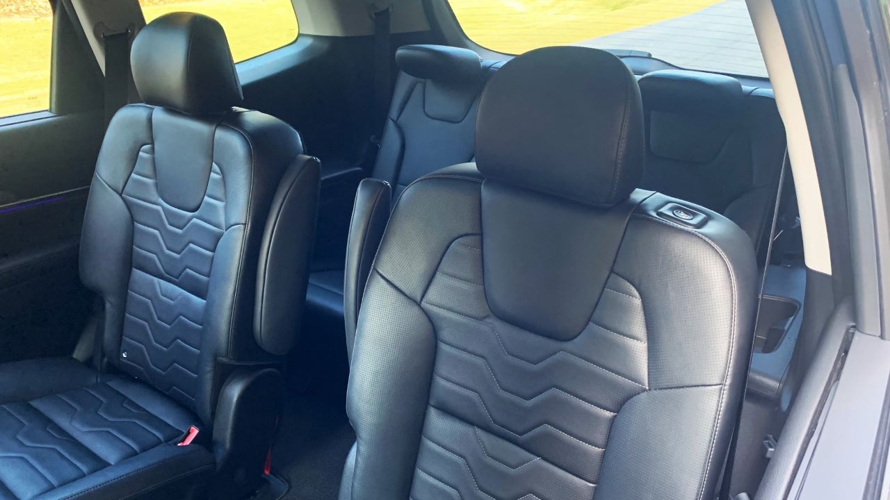 2022 Kia Telluride rear seats