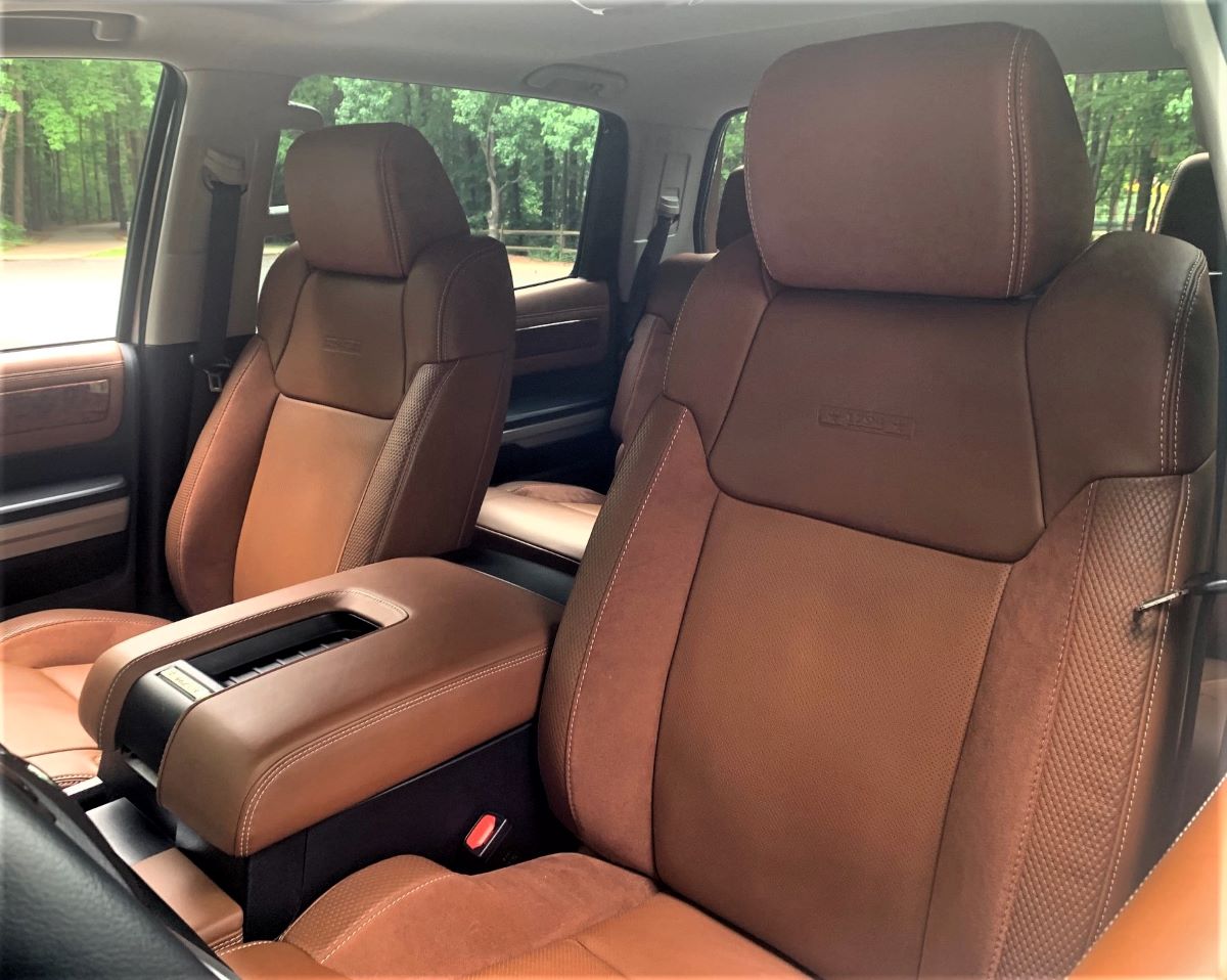 2021 Toyota Tundra seats