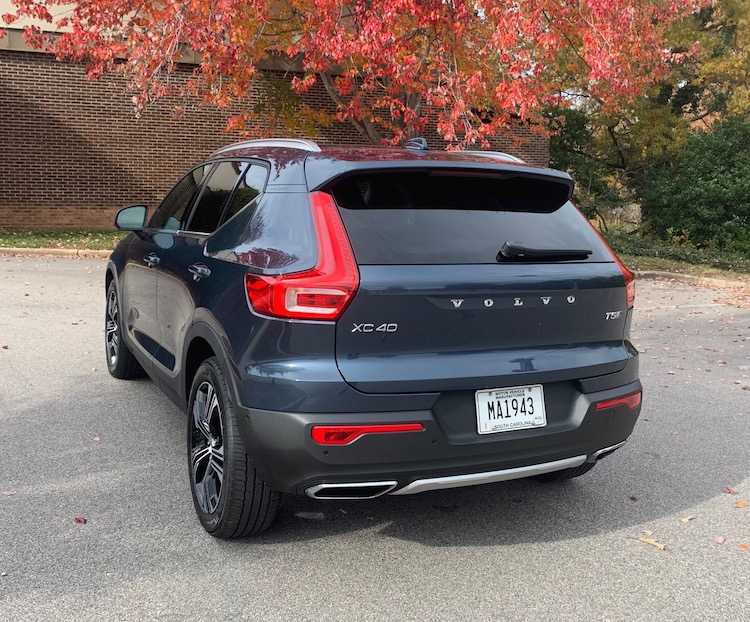 2020 Volvo XC40 rear