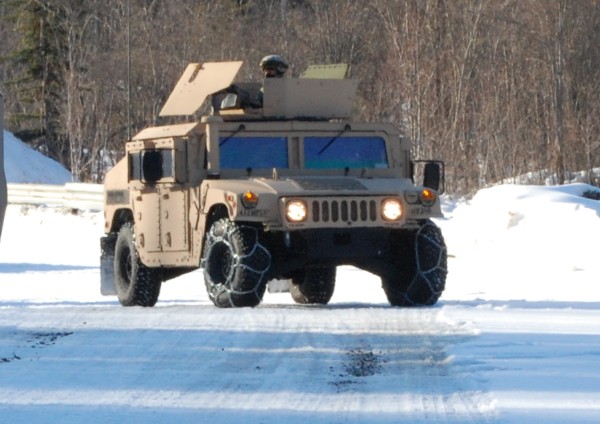 hummer-in-snow - Driven Autos Magazine