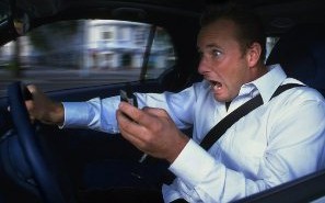 Texting and Driving Accidents: Mobile Apps that Save Lives texting while driving