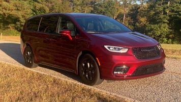 2022 Chrysler Pacifica Hybrid